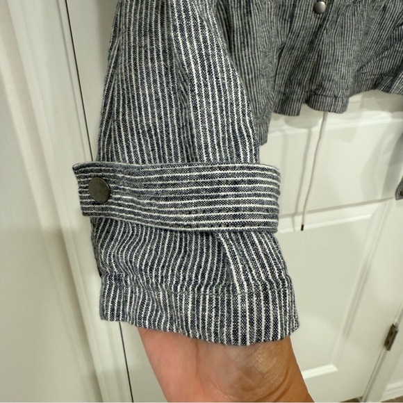 LOFT Striped Gray Linen Blend lightweight Jacket Size Large Fall Travel Coastal - Picture 4 of 8